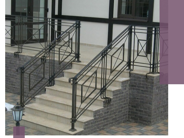 Перила для крыльца в Беслане — монтаж, изготовление и установка