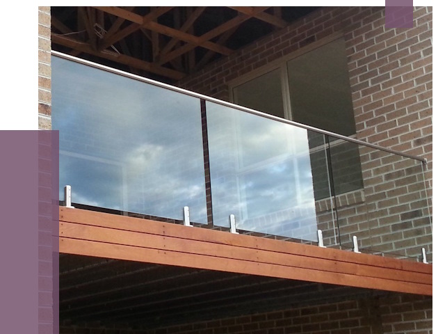 Стеклянные парапеты на крыше и террасе в Беслане от 11392 руб. | ПРОЛЁТ-Бсл