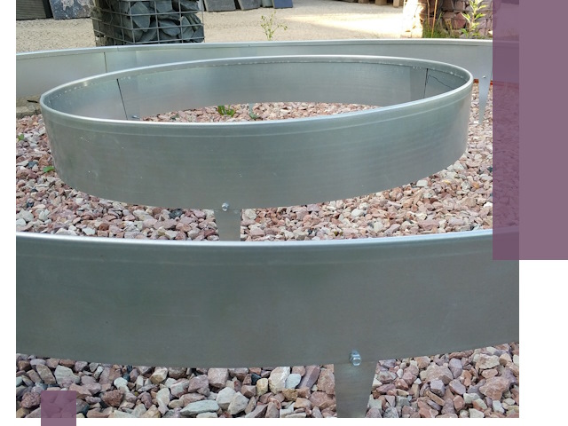 Нержавеющие бордюры под ключ в Беслане — изготовление и монтаж